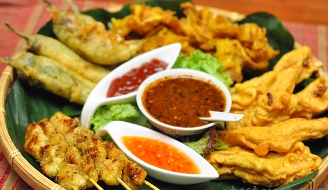 Noor & Dean’s Kafe and Noordin Street House Georgetown Penang