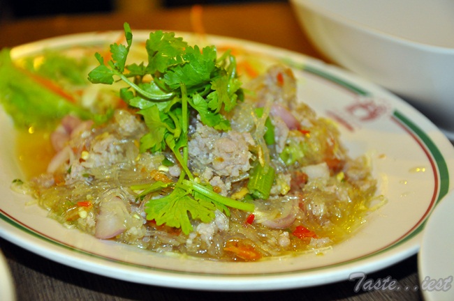 Piquant Glass Noodle with Pork and Shrimps
