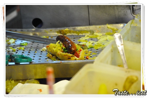 官芝霖大肠包小肠