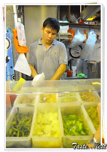 官芝霖大肠包小肠