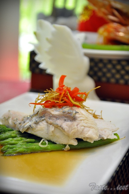 Steamed seabass with superior sauce