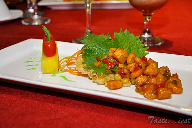 Wok Fried Diced Salmon with Brown Bean Suace with Crispy Corn Cake