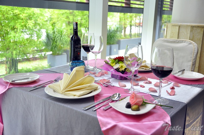 Eastin Hotel Valentine Package